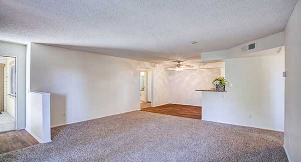 Waterstone Alta Loma Apartment living room